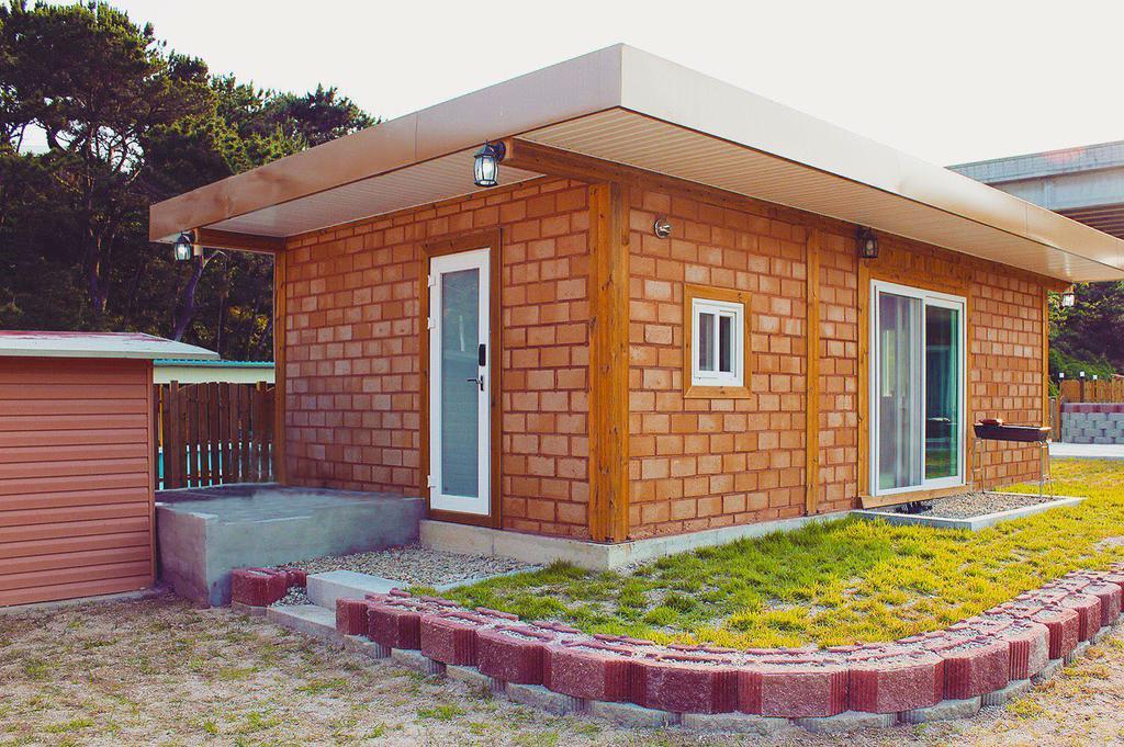 Tobang Red Clay Pension Поханг Екстериор снимка